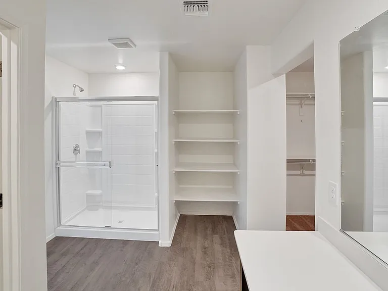 4051 E Braddock Dr — Photo 23