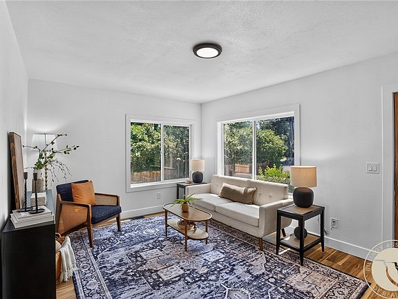 4th image of 527 Wyoming Ave