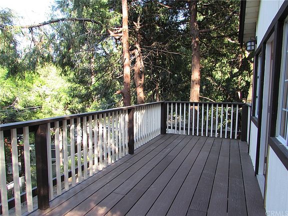5th image of 23853 Wildwood Ln