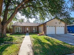 1467 Flamingo Rd, Gretna, LA 70056