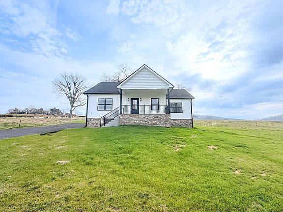 2nd image of 305 Sam Beasley Rd