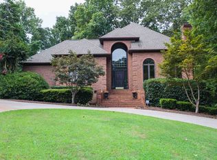 1271 Shadowood Dr, Spartanburg, SC 29301