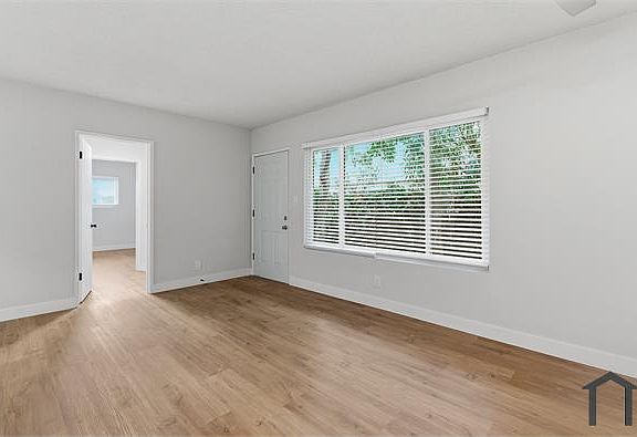 2nd image of 12710 Matteson Ave APT 1