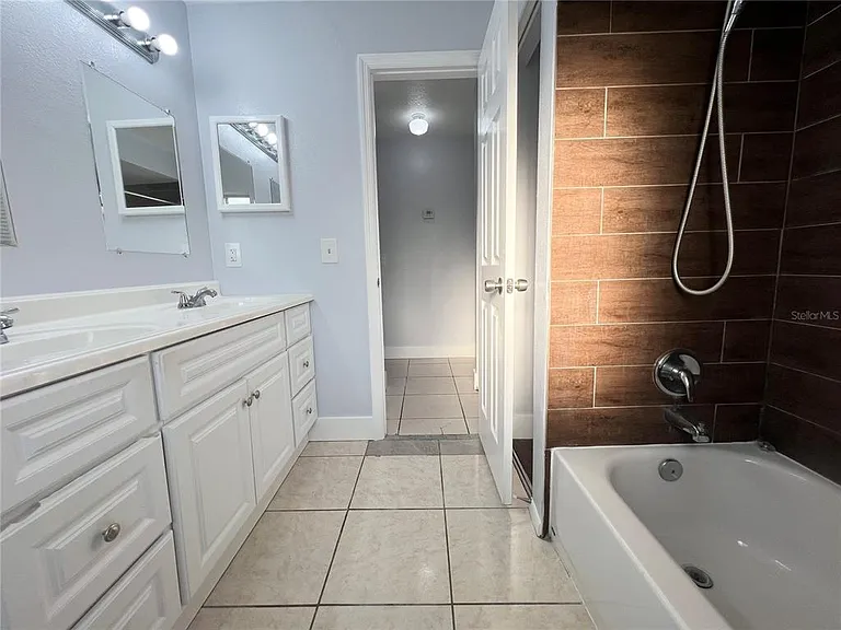 11340 Cardiff Dr — Photo 21