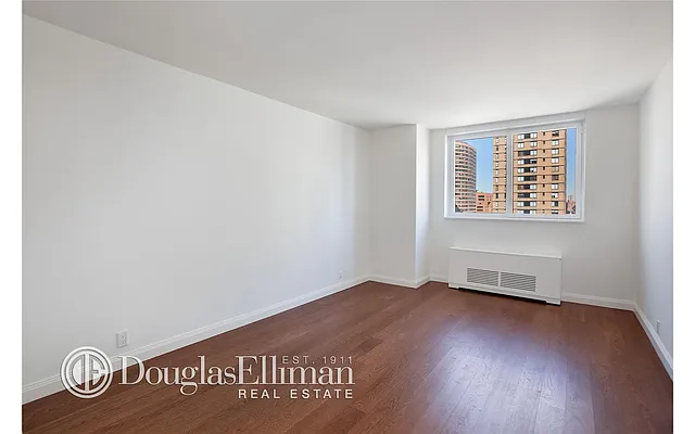 Rented by Douglas Elliman | media 4