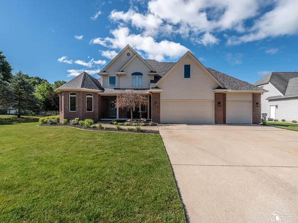 1455 Pearl Rd, Temperance, MI 48182