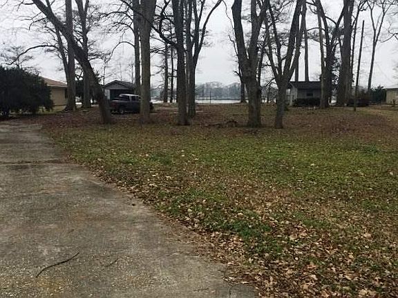 5th image of 2102 Island Point Dr