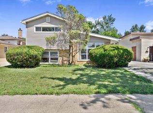 15539 Dobson Ave, Dolton, IL 60419