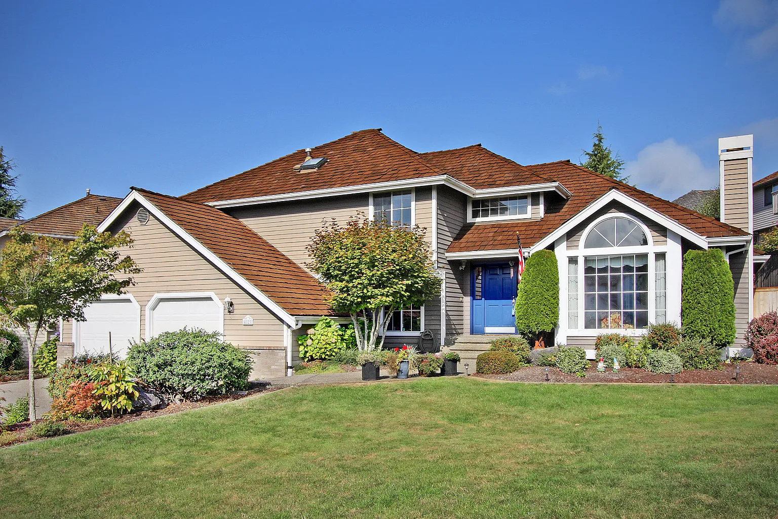 4929 Galleon Dr NE photo 1