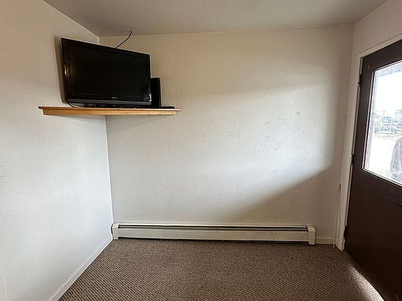 3rd image of 790 S Dandelion Cir Room 19