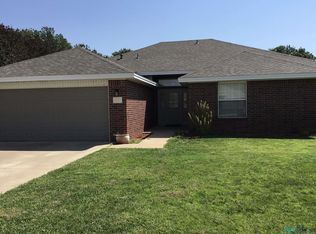 1817 Arbor Dr, Clovis, NM 88101