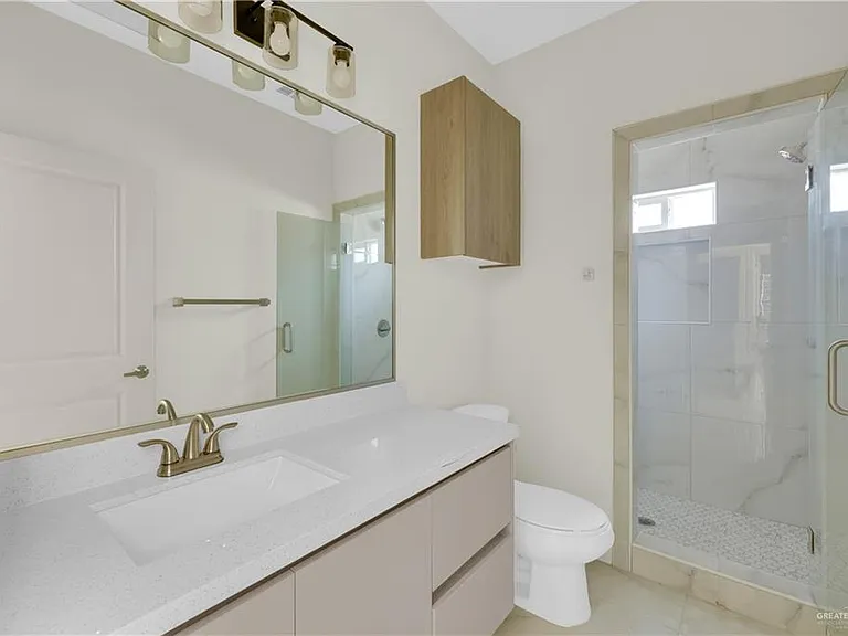 1906 W Violet Dr #3 — Photo 9