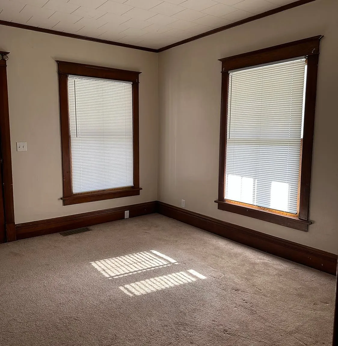 306 East Nuckols Street - 1 — Photo 3
