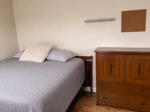 (undisclosed Address), Toronto, ON M6N 5H4