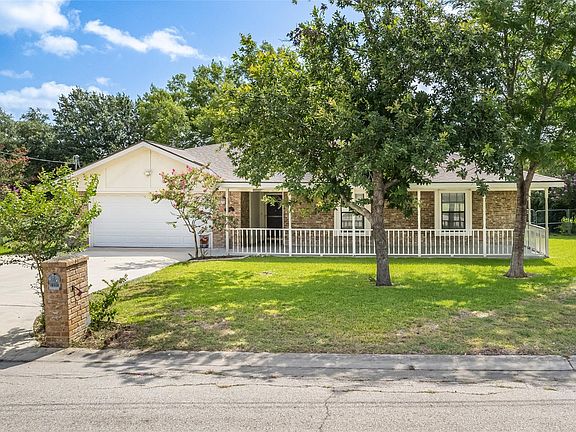 3rd image of 1237 Oleander Dr