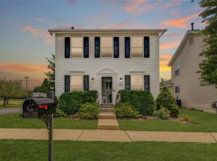 826 Waler Dr, Lake Saint Louis, MO 63367