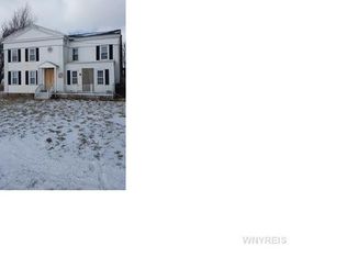 13783 W County House Rd, Albion, NY 14411