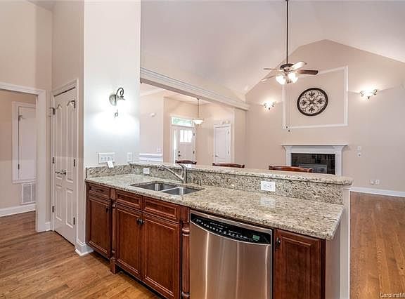 2nd image of 7883 Ballentrae Pl