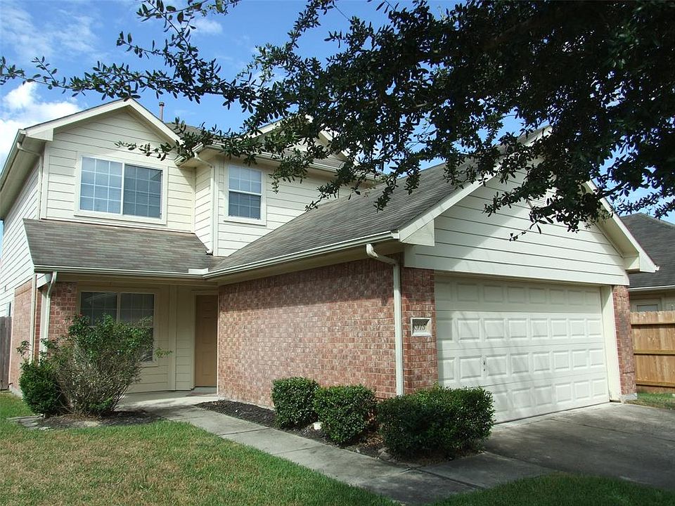 1st image of 8915 Grackle Run Ln
