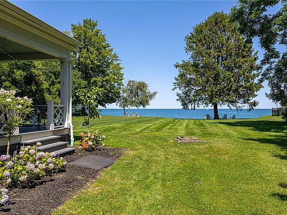 3rd image of 4299 Lake Rd
