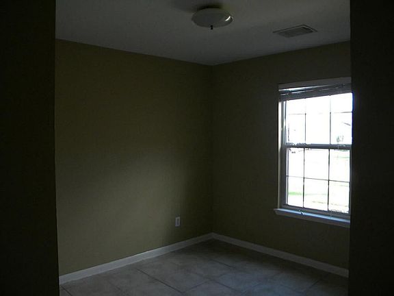 2nd image of 13126 Dawn Hollow Ln