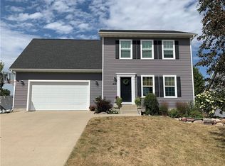 219 Oak Tree Dr, Winterset, IA 50273