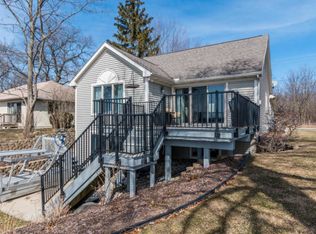 3380 E Shore Dr, Portage, MI 49002
