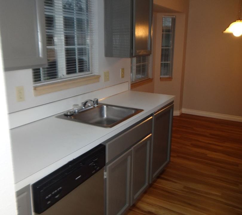 1st image of 5420 NE 92nd Ct APT B