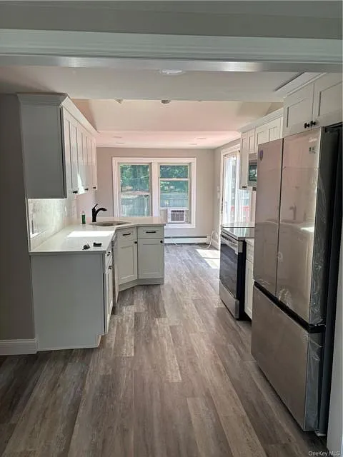 29 Laurel St