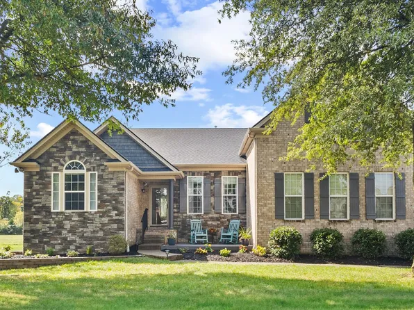 2239 Dominick Dr, Nolensville, TN 37135