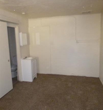 4th image of 234 E 32nd St #22