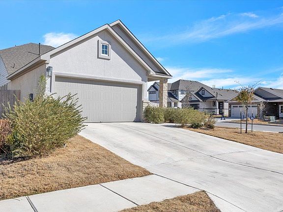 3rd image of 12620 Penguin Path