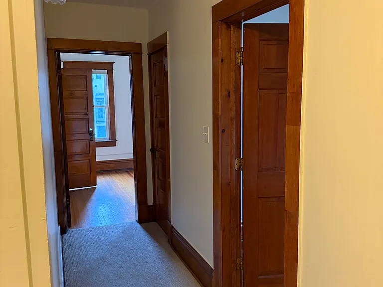 1823 N Clarkson St — Photo 12