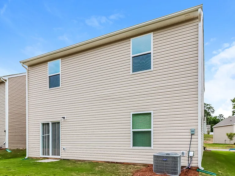 8037 Moose Creek Dr — Photo 18