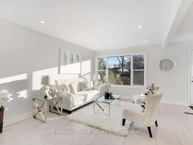 76 Walter Ave #MAIN — Photo 3