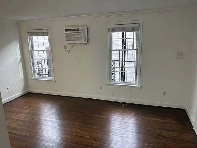 1 bed, 500 sqft, $1,800 — Photo 2