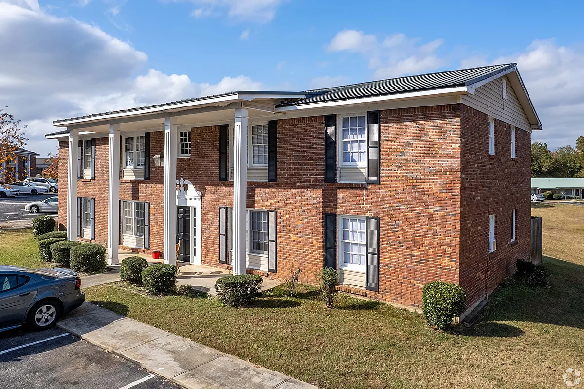 Building Photo - Ashley Oaks