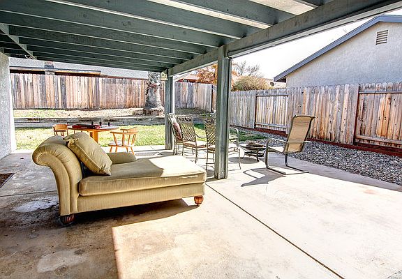 2nd image of 1967 Tulipwood Dr