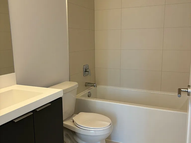 50 Dunfield Ave #917 — Photo 11