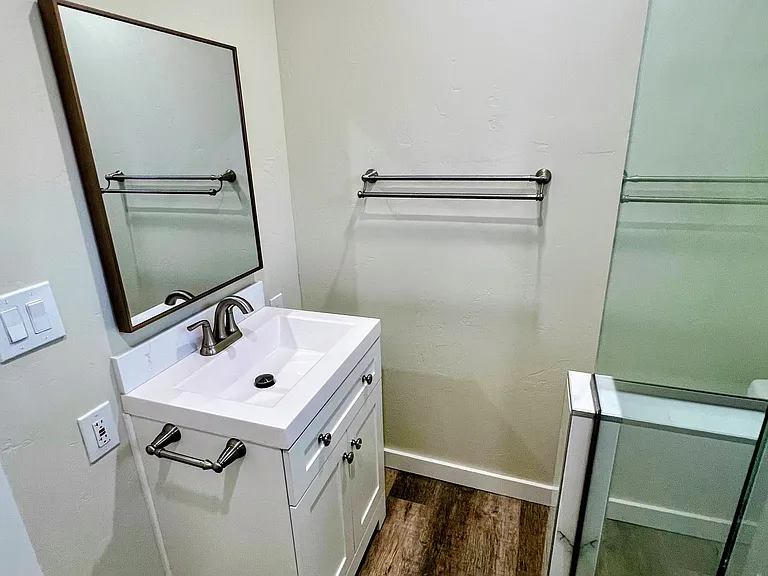 446 Tulare Ave — Photo 18