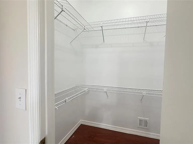 11836 Shotgate Ct — Photo 9