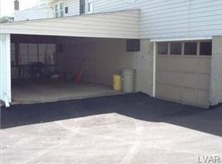 451 Apple Blossom Rd, Easton, PA 18040