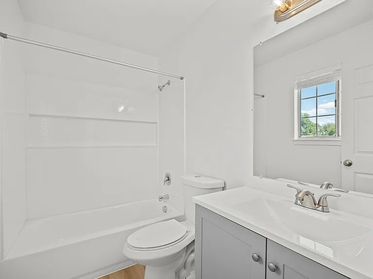 945 S Freedom Blvd #18 — Photo 25