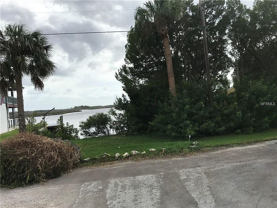 1st image of 12368 W Standish Dr