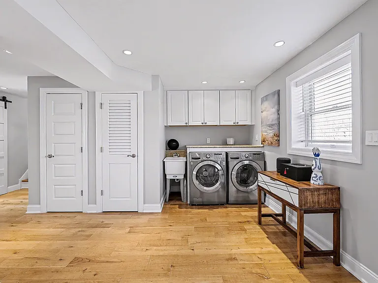 517 N Cornwall Ave — Photo 26