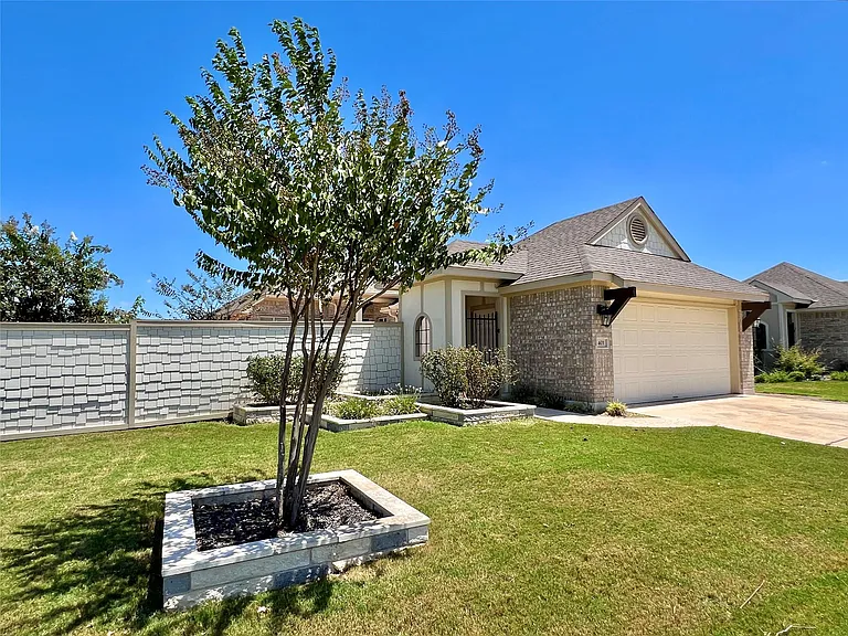 401 Arabian Colt Dr — Photo 27