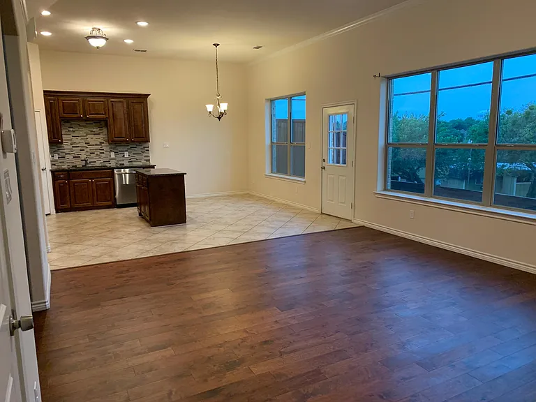 2361 Novin Dr — Photo 11