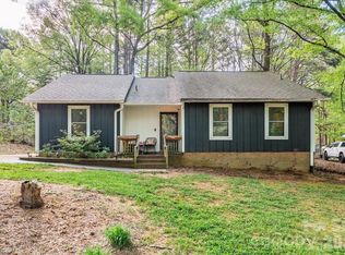 20133 Floral Ln, Cornelius, NC 28031