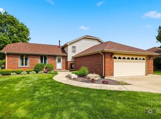 15333 Yorkshire Ln, Orland Park, IL 60462