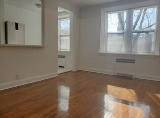 404 Spadina Rd #407, Toronto, ON M5P2W2